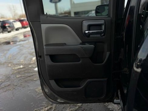 Used 2018 Chevrolet Silverado 1500 W/T image 13