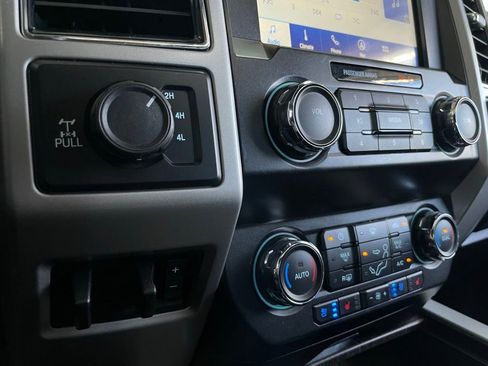 Used 2020 Ford F350 Lariat w/ Lariat Ultimate Package image 45