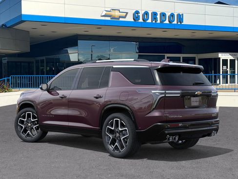 New 2026 Chevrolet Traverse High Country image 3