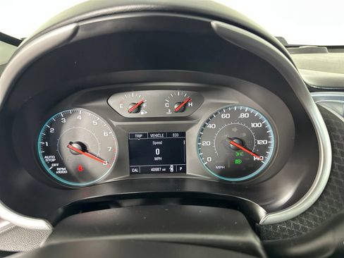 Used 2025 Chevrolet Malibu LT FWD image 13