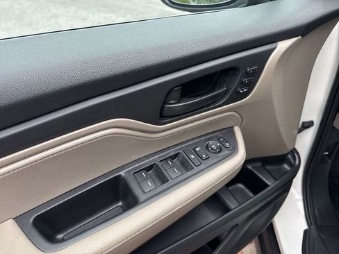Used 2018 Honda Odyssey EX-L image 13