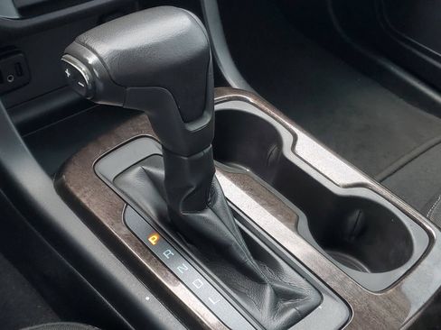 Used 2019 GMC Canyon SLE w/ Elevation Edition RWD image 33