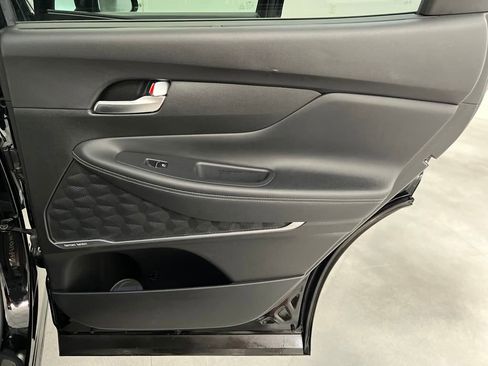 Used 2023 Hyundai Santa Fe SEL Premium image 19