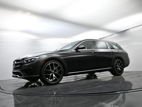 Used 2023 Mercedes-Benz E 450 4MATIC All-Terrain Wagon image 42