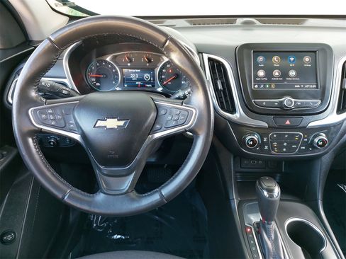 Used 2021 Chevrolet Equinox LT image 16