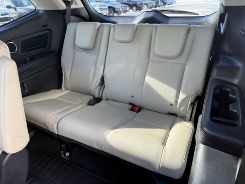 Used 2019 Subaru Ascent Limited image 7