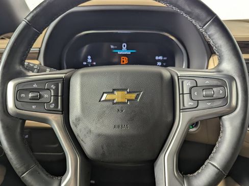 Used 2024 Chevrolet Tahoe Premier AWD/4WD image 16