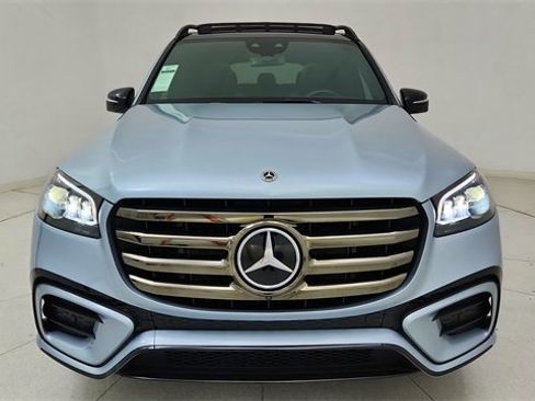 Used 2025 Mercedes-Benz GLS 450 4MATIC image 13
