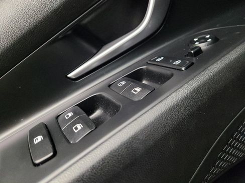 Used 2022 Hyundai Elantra SEL w/ Preferred Accessory Package FWD image 27