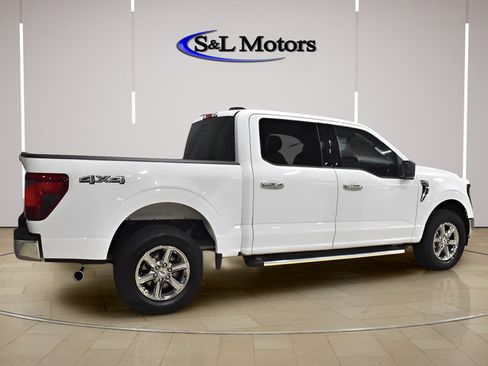 Used 2025 Ford F150 XLT w/ Equipment Group 301A Standard AWD/4WD image 9