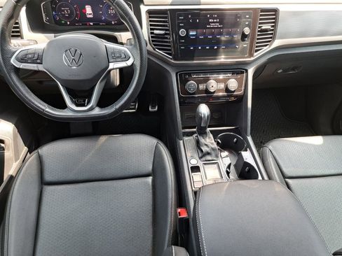 Used 2020 Volkswagen Atlas Cross Sport SEL R-Line FWD image 20