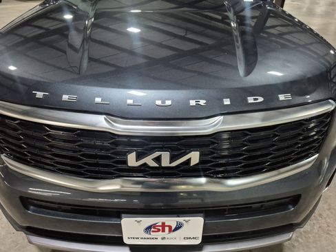 Used 2022 Kia Telluride EX w/ Towing Package FWD image 31