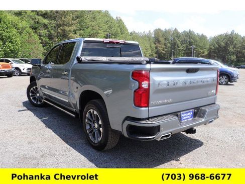Used 2023 Chevrolet Silverado 1500 High Country w/ Z71 Off-Road Package AWD/4WD image 5
