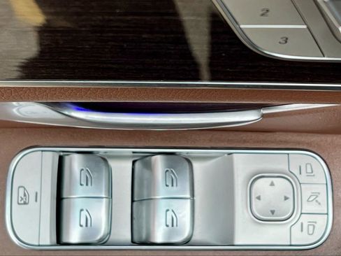 Certified 2026 Mercedes-Benz GLS 450 4MATIC image 11