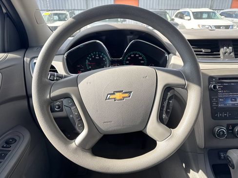 Used 2014 Chevrolet Traverse LS AWD/4WD image 14