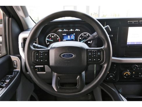 Used 2024 Ford F250 XLT image 15
