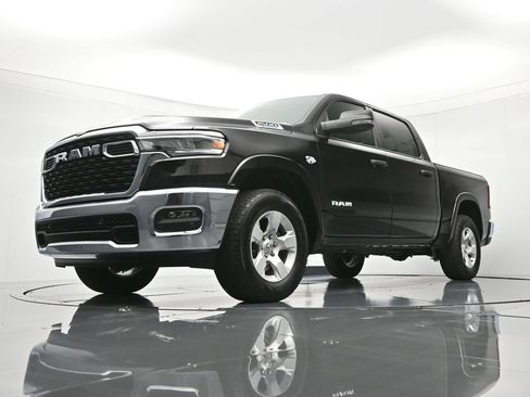 New 2026 RAM 1500 4x4 Crew Cab image 36