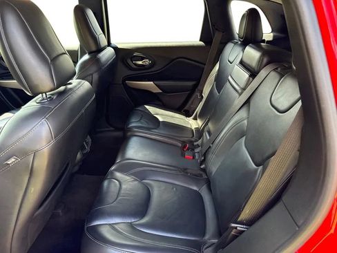 Used 2017 Jeep Cherokee Limited AWD/4WD image 28