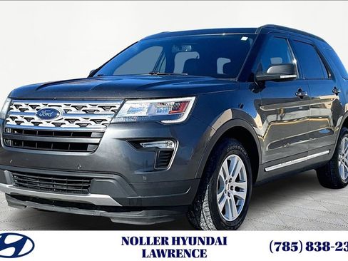 Used 2019 Ford Explorer XLT w/ Equipment Group 202A image 1