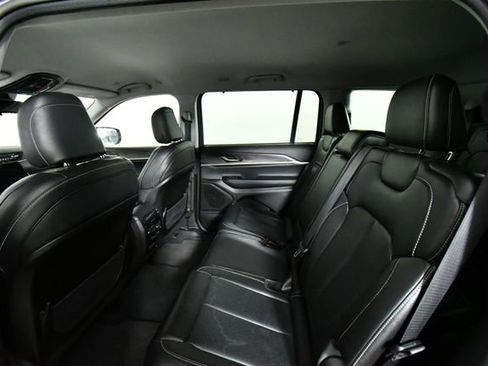 Used 2023 Jeep Grand Cherokee L Limited w/ Luxury Tech Group II image 25