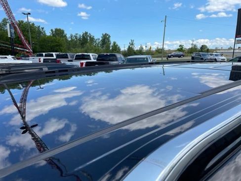 Used 2022 Jeep Grand Wagoneer Series I AWD/4WD image 2