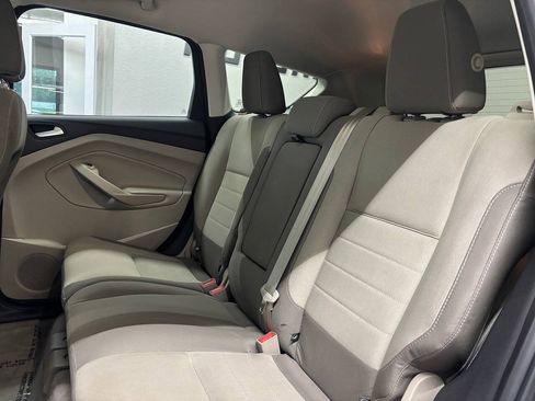 Used 2015 Ford Escape SE FWD image 18