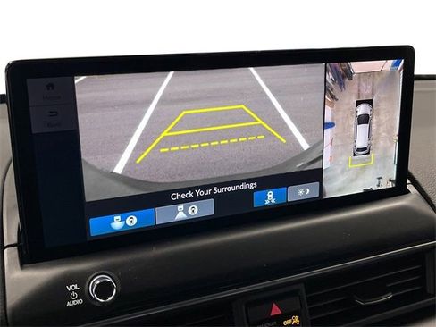 New 2026 Honda Pilot Touring image 11