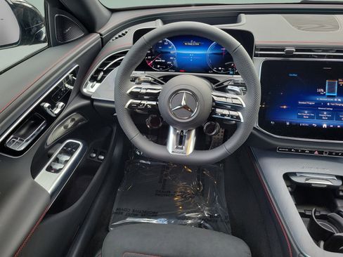 Used 2026 Mercedes-Benz E 53 AMG e 4MATIC Sedan image 15