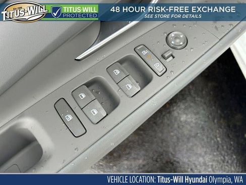 New 2026 Hyundai Elantra Sport FWD image 23