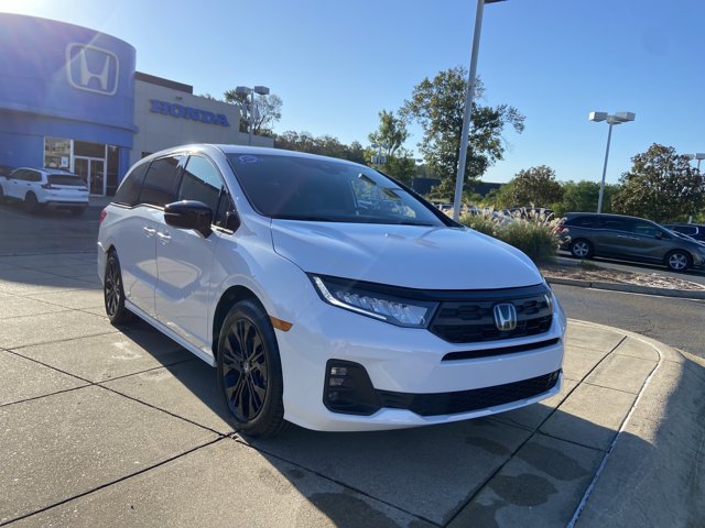 Used 2025 Honda Odyssey Sport-L image 2