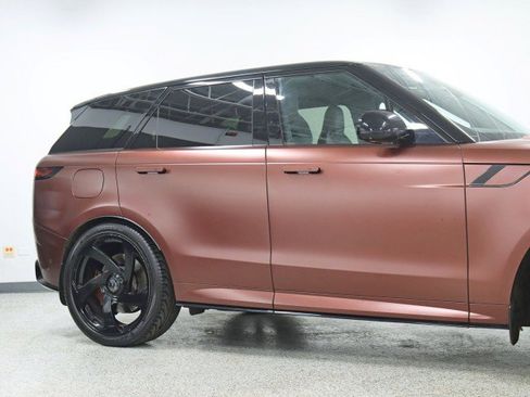 Used 2025 Land Rover Range Rover Sport SV Edition Two image 3