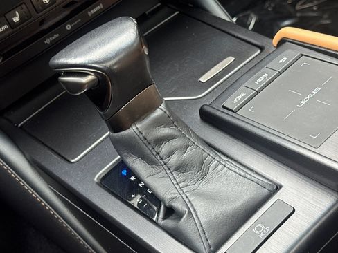 Used 2022 Lexus ES 350 w/ Premium Package FWD image 18