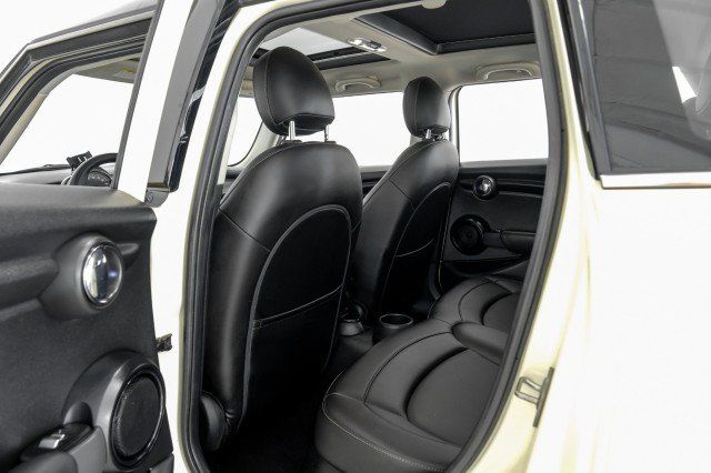 Used 2016 MINI Cooper 4-Door Hardtop FWD image 35
