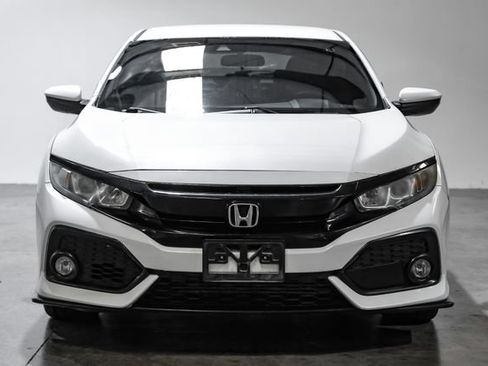 Used 2019 Honda Civic Sport image 9