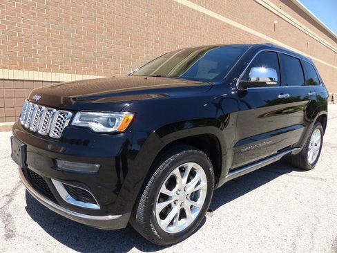 Used 2021 Jeep Grand Cherokee Summit AWD/4WD image 5