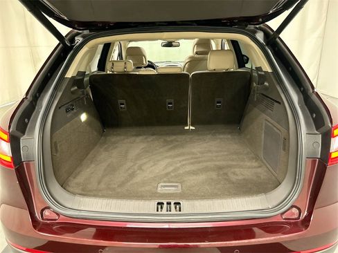 Used 2017 Lincoln MKX Reserve image 23