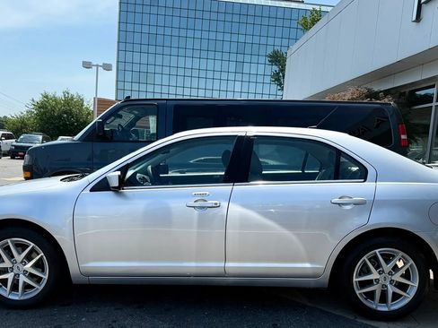 Used 2011 Ford Fusion SEL FWD image 4