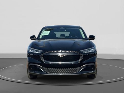Used 2023 Ford Mustang Mach-E Select image 3