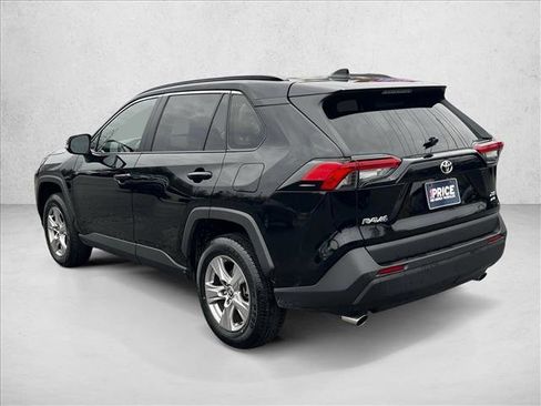 Used 2025 Toyota RAV4 XLE image 7