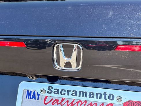 Used 2023 Honda Accord EX image 9