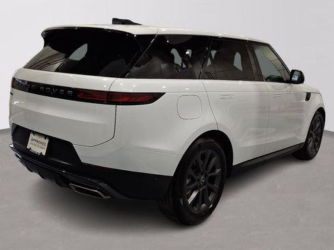 Certified 2025 Land Rover Range Rover Sport image 4