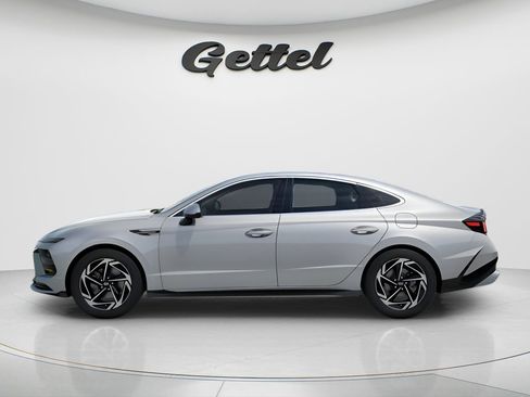New 2026 Hyundai Sonata SEL FWD image 3
