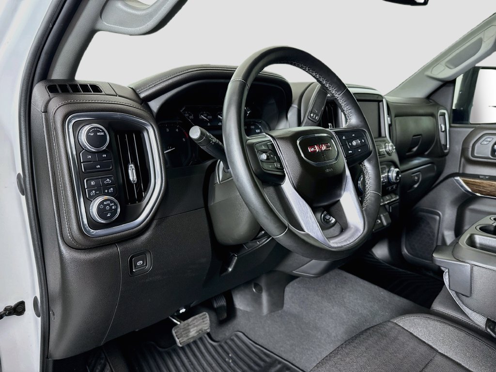 Used 2023 GMC Sierra 3500 SLE w/ SLE Convenience Package AWD/4WD image 9