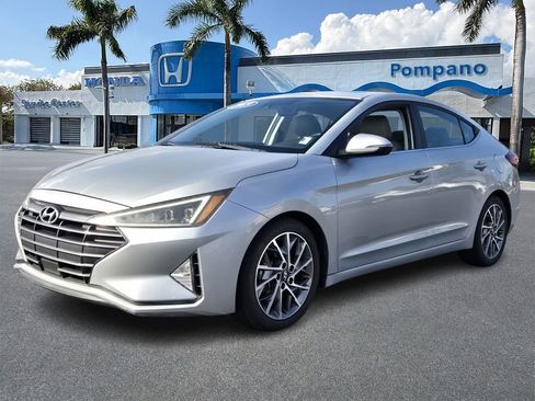 Used 2019 Hyundai Elantra Limited w/ Ultimate Package 02 image 3