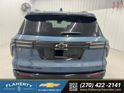 Used 2024 Chevrolet Traverse RS w/ LPO, Floor Liner Package AWD/4WD image 4