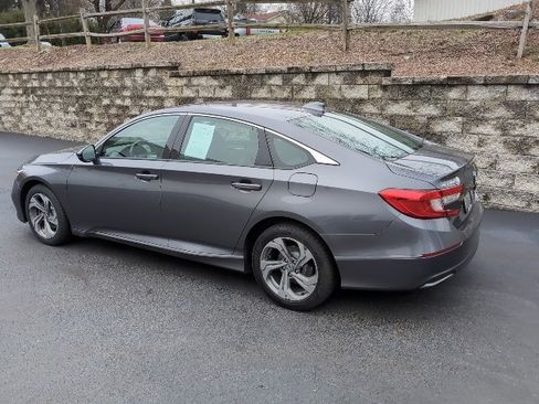Used 2018 Honda Accord EX-L image 7
