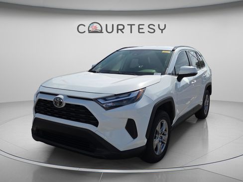 Certified 2025 Toyota RAV4 XLE image 1