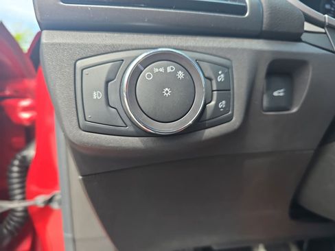 Used 2014 Ford Fusion SE image 25