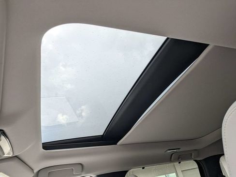 New 2026 Mitsubishi Outlander SEL FWD image 21