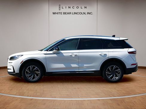Certified 2023 Lincoln Corsair AWD w/ Equipment Group 101A image 7